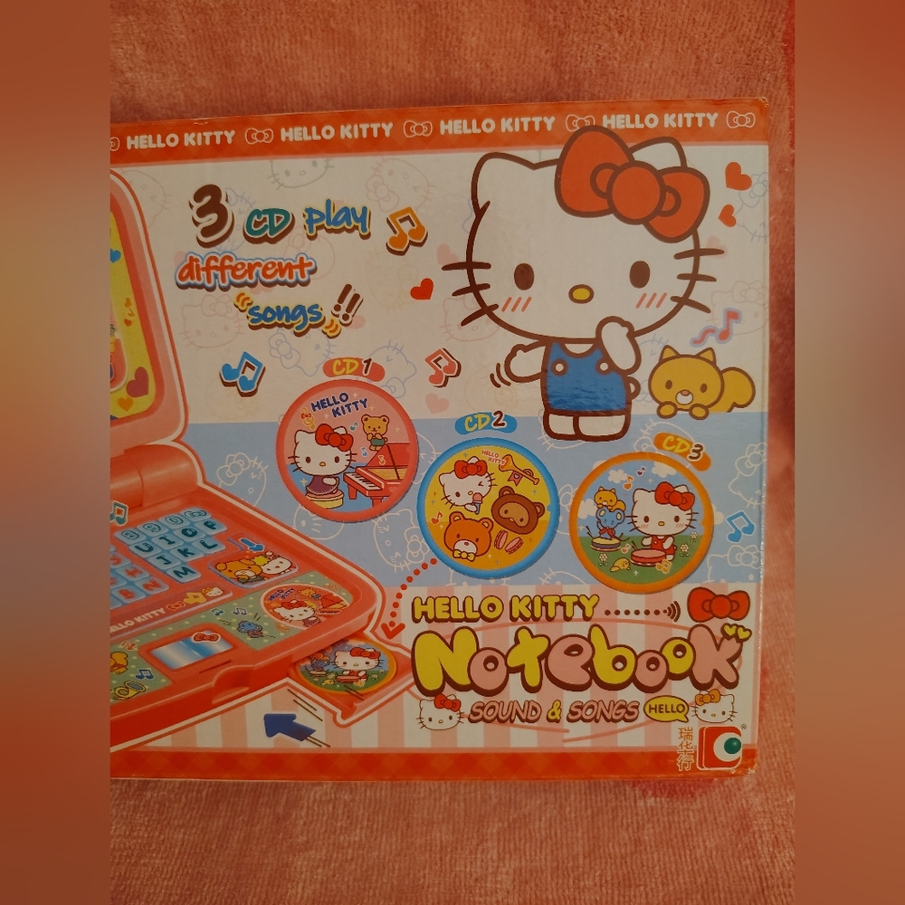 EXCLUSIVE - Hello Kitty Officially Licensed Toy Laptop - Picture 7 of 13